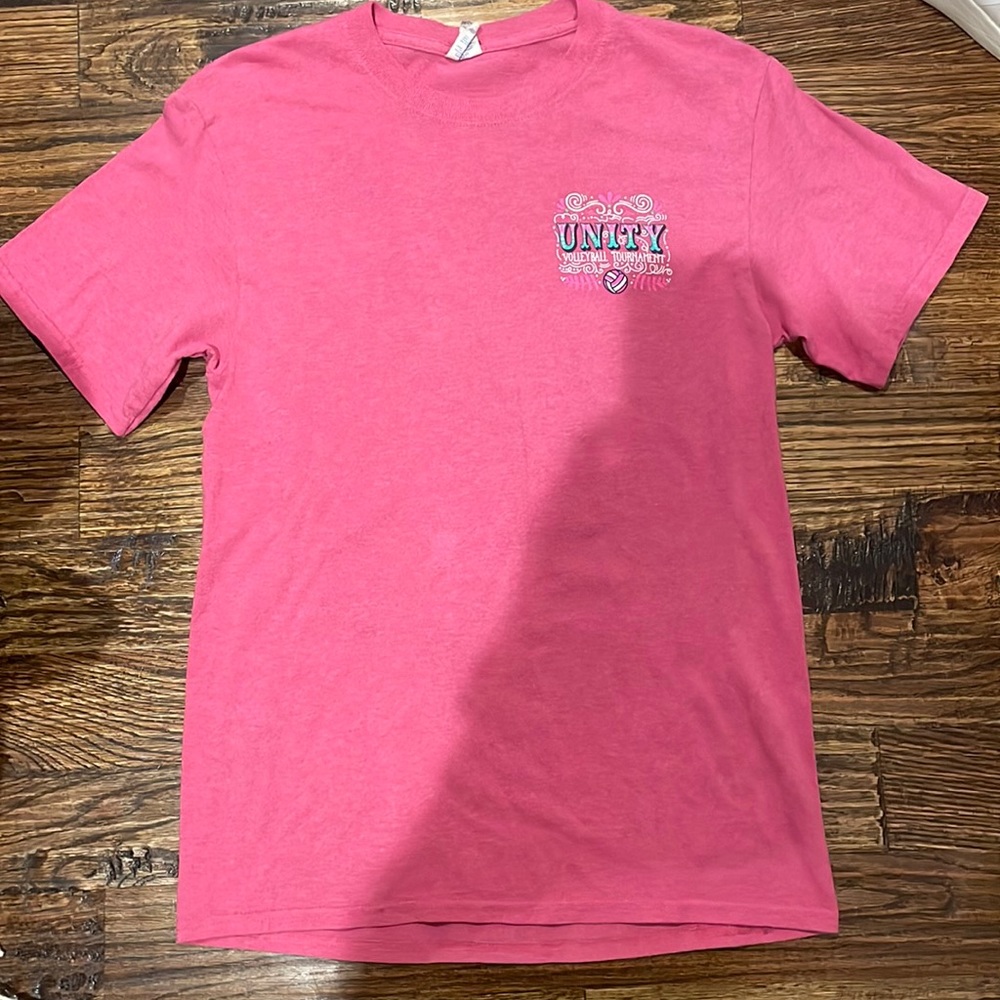 Pink volleyball shirt size small!